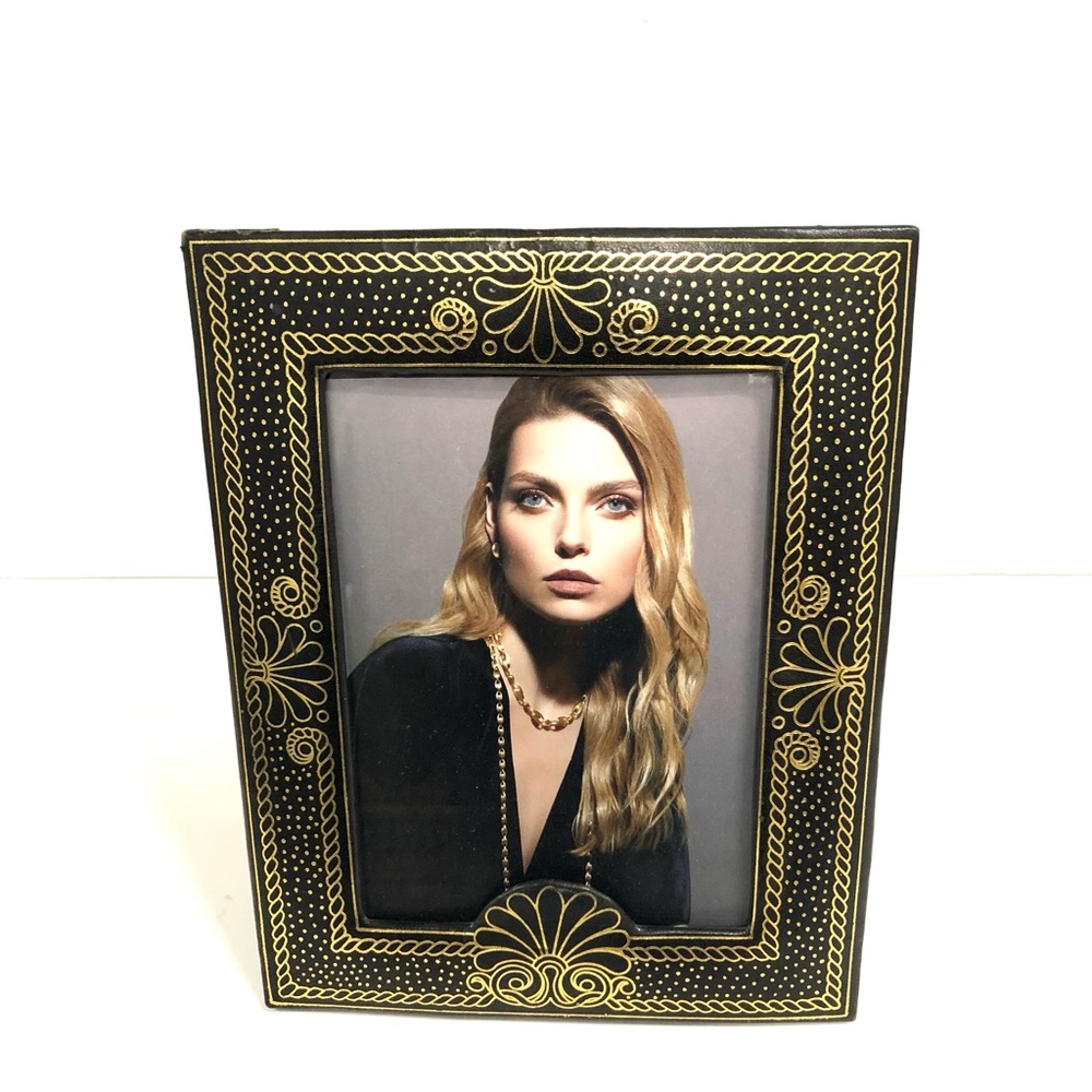 Vintage Black and Gold Picture Frame